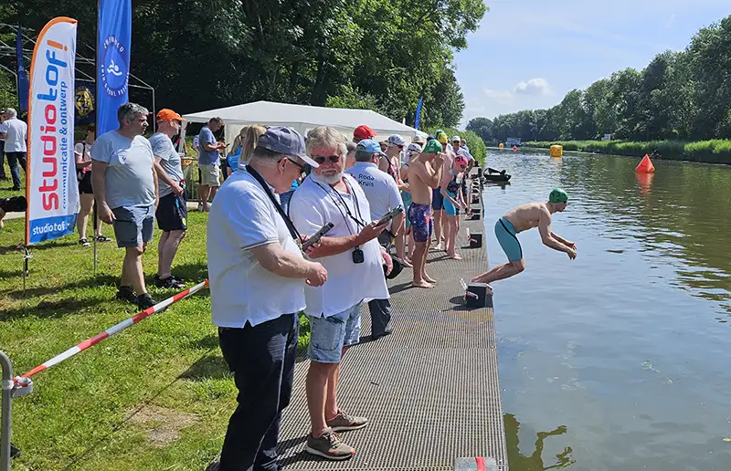 Geslaagde zonnige tweede Lage Vaart Race